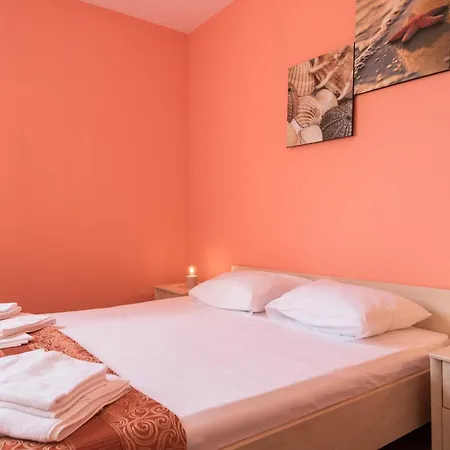Seanest *