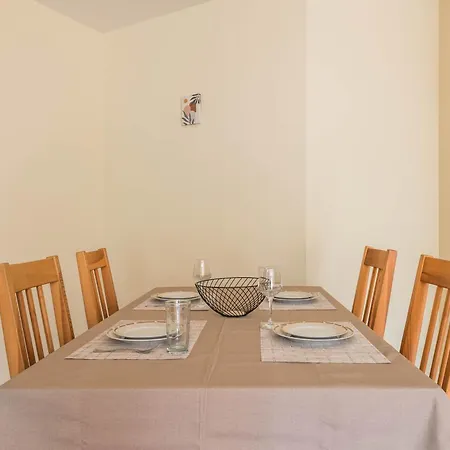 Apartament Seanest