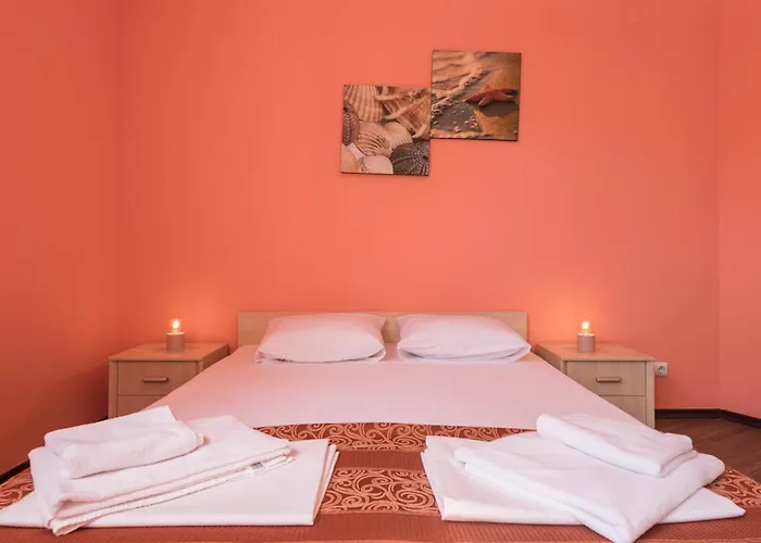 Seanest * Golden Sands