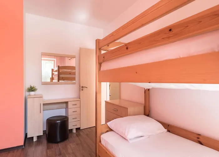 Apartament Seanest *