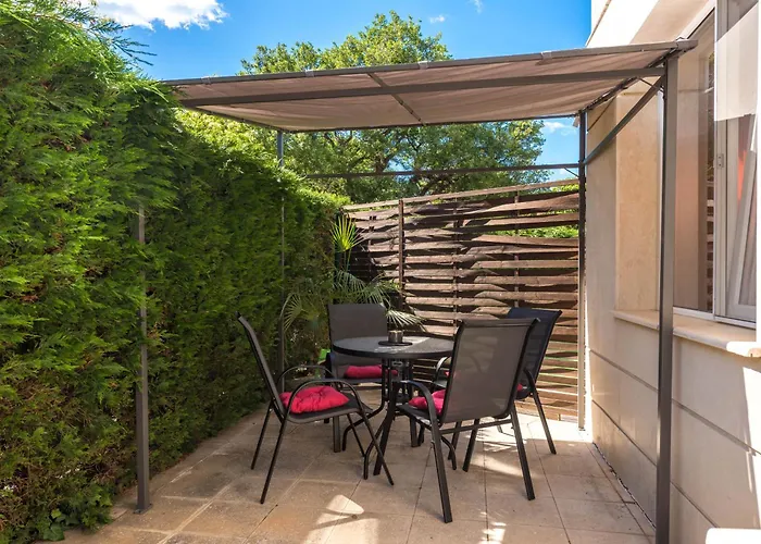 Seanest * Nisipurile de Aur