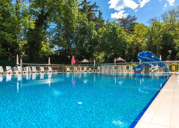 Apartament Seanest *